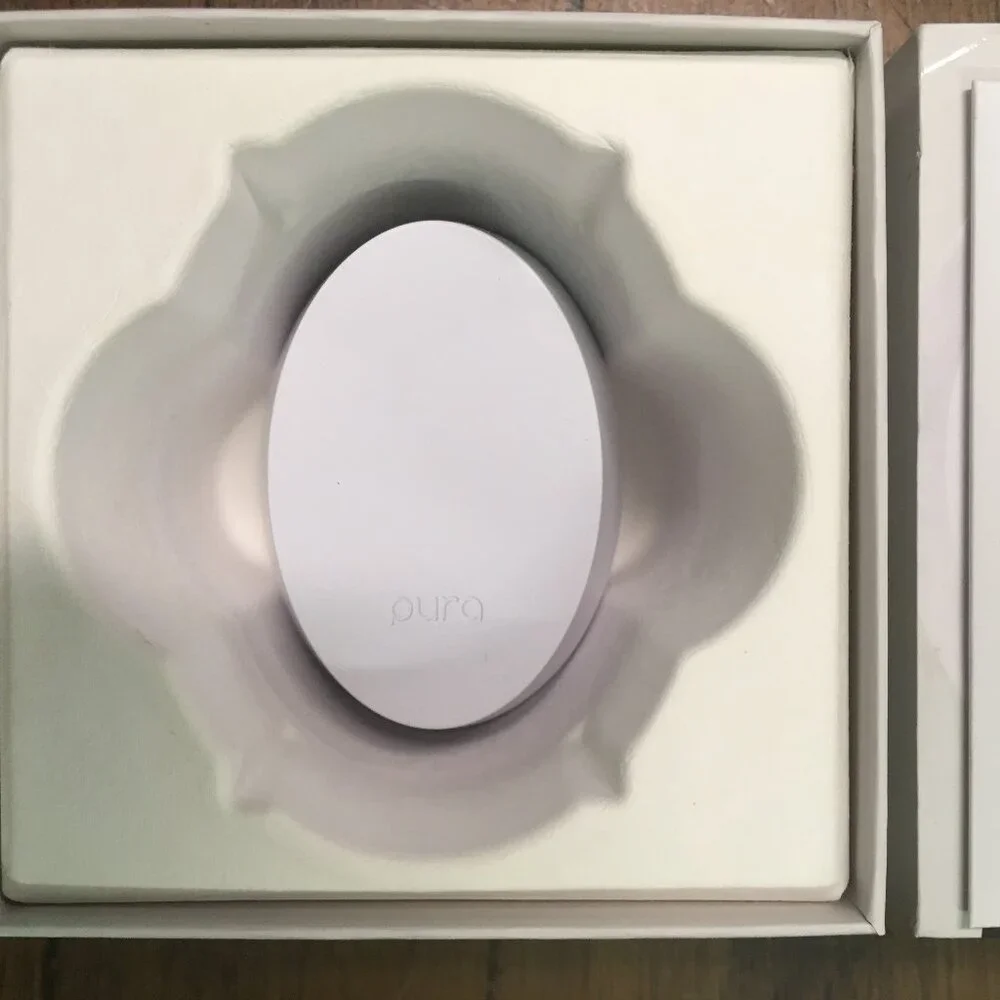 Pura Mini Smart Fragrance Diffuser + Linens & Surf Fragrance Refill Scent